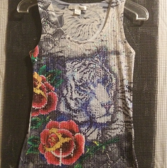 Tank top by Majora - Picture 2 of 3